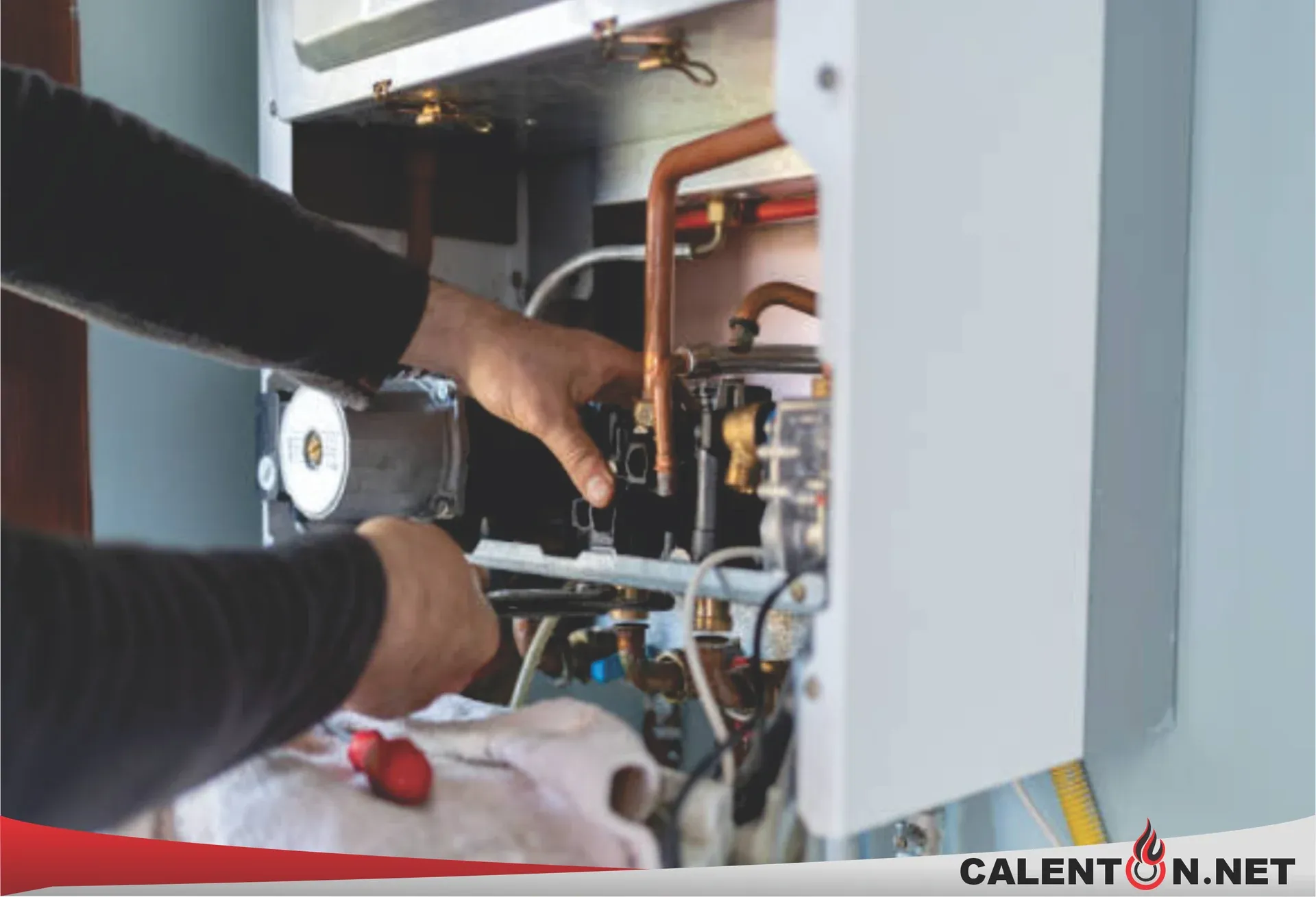 Técnico reparando el control de gas de un calentón en Chula Vista